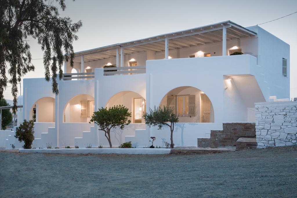 Aspries Suites Piso Livadi Bagian luar foto