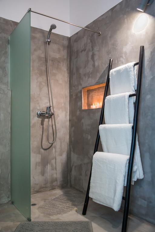 Aspries Suites Piso Livadi Bagian luar foto